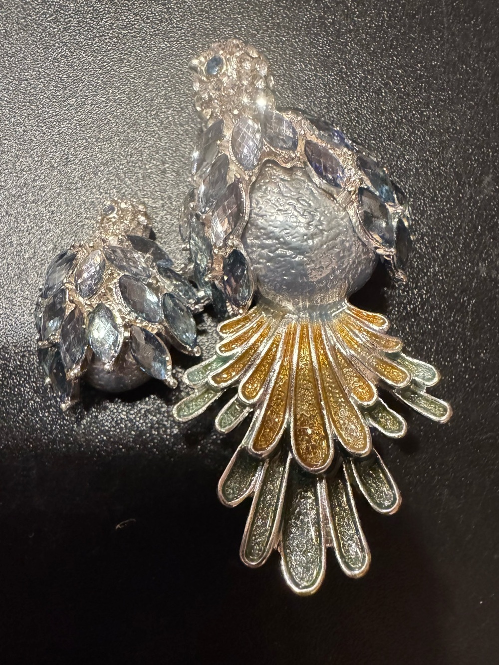 Napier SilverTone Mother Bird & Her Baby Bird With crystal rhinestones